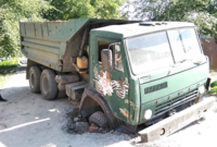 В Пятигорске грузовик провалился в яму