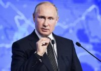 Путин предложил увеличить пенсии и прожиточный минимум на 10%
