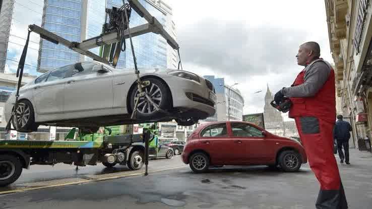 Правила эвакуации автомобилей хотят изменить